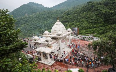 Kashmir (4 Nights / 5 Days) Package